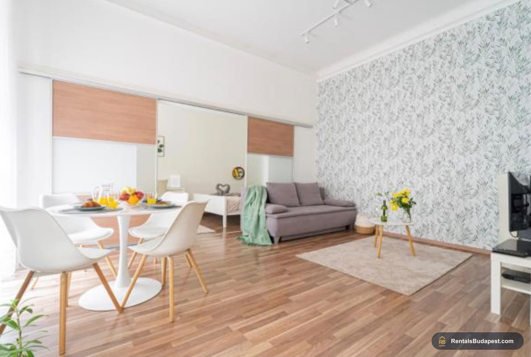 Elegant Furnished Apartment for Rent on Nádor Street – Budapest V